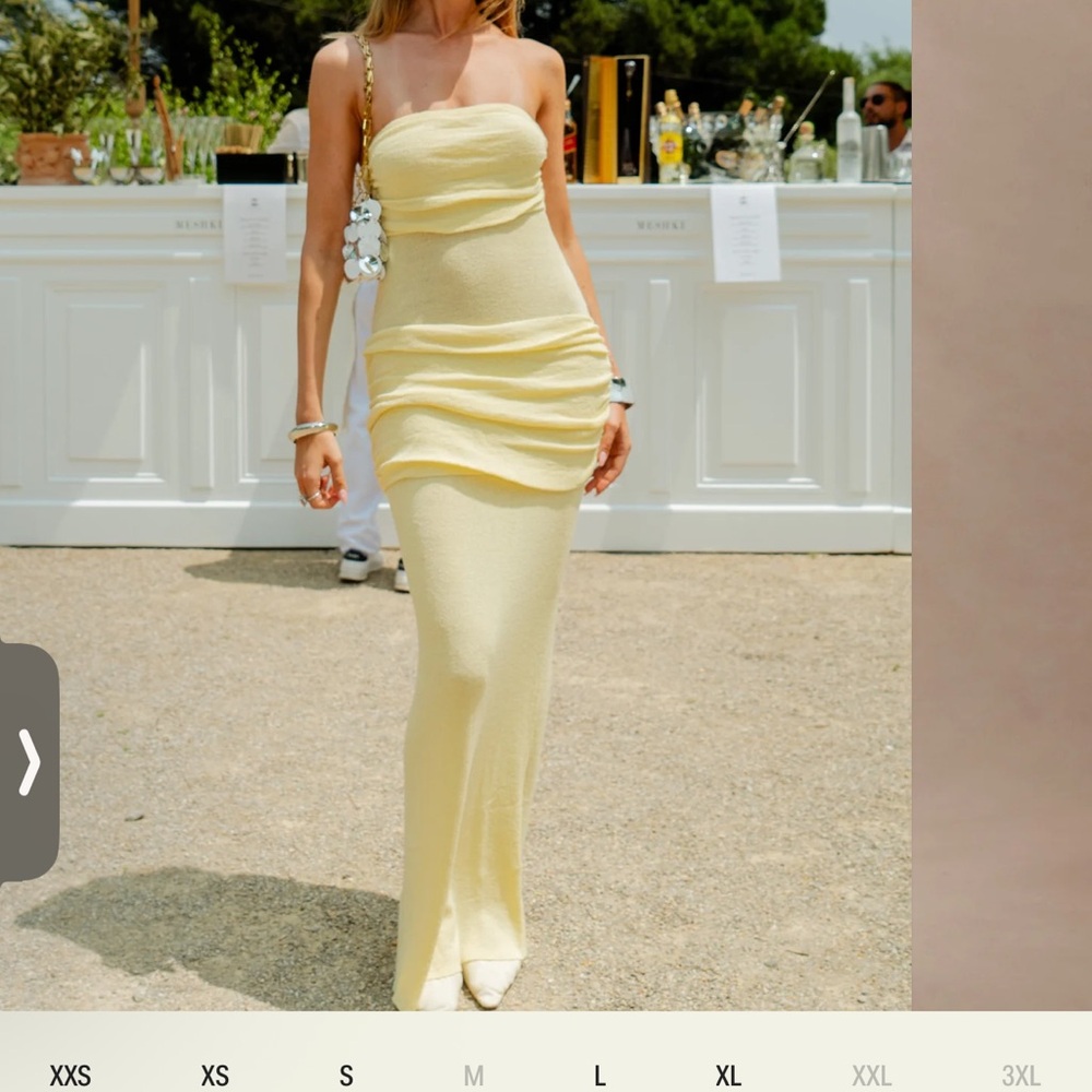 Dress - Picture 2 of 4